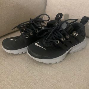 Size 11c Nike Presto. Black. Like New